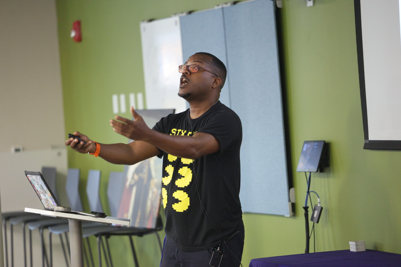 Nerando Johnson speaking at the 2025 Carolina Code Conference